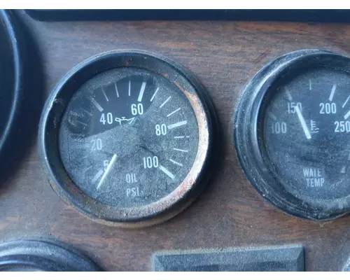 Peterbilt 379 Instrument Cluster