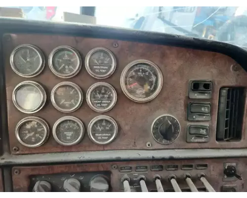 Peterbilt 379 Instrument Cluster