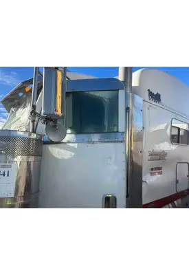 Peterbilt 379 Mirror (Side View)