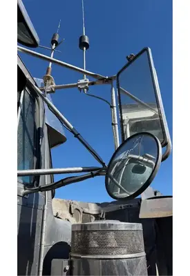 Peterbilt 379 Mirror (Side View)