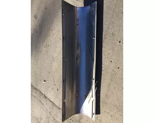 Peterbilt 379 Muffler Shield