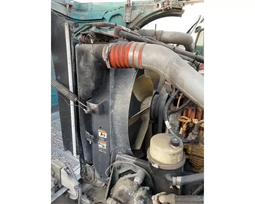 Radiator Peterbilt 379 Holst Truck Parts