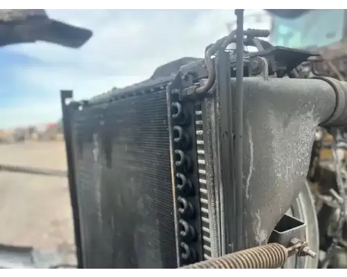 Peterbilt 379 Radiator