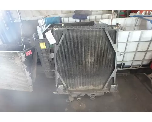 Radiator PETERBILT 379 Sam's Riverside Truck Parts Inc