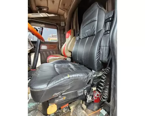 Seat, Front Peterbilt 379 Complete Recycling Group LLC