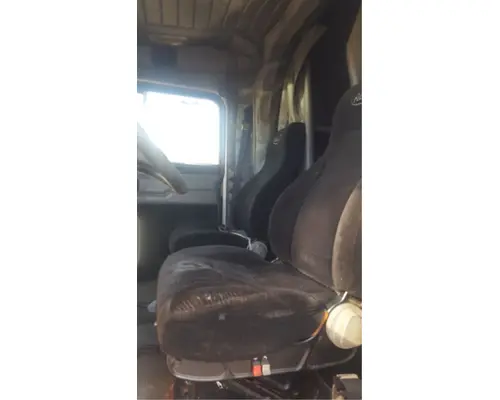 Peterbilt 379 Seat, Front