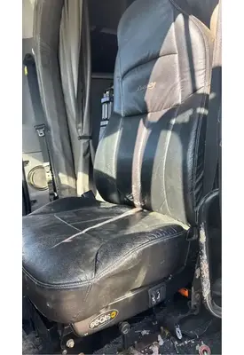 Peterbilt 379 Seat, Front