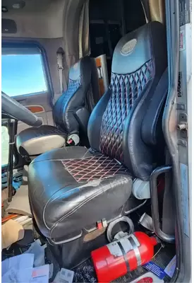 Peterbilt 379 Seat, Front