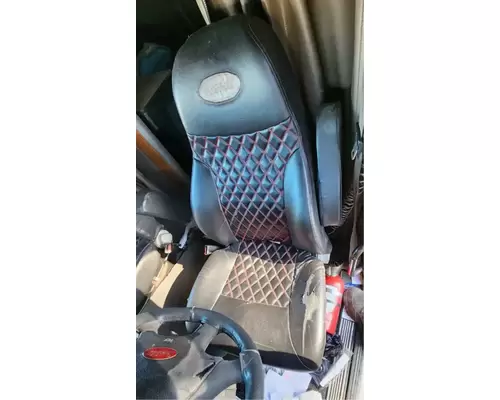 Peterbilt 379 Seat, Front