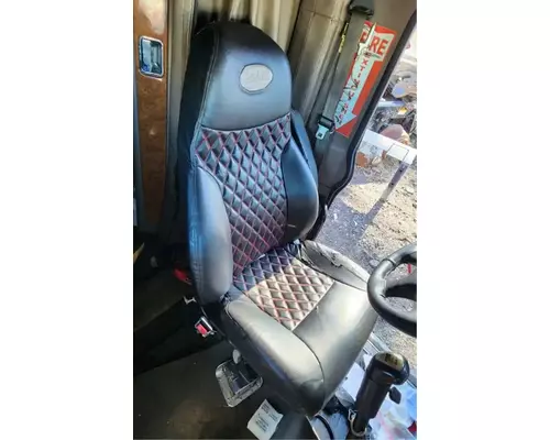 Peterbilt 379 Seat, Front