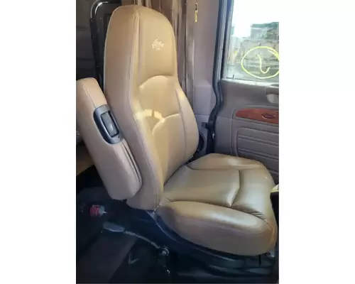 Peterbilt 379 Seat, Front