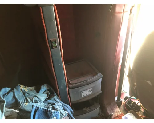 Peterbilt 379 Sleeper Cabinets