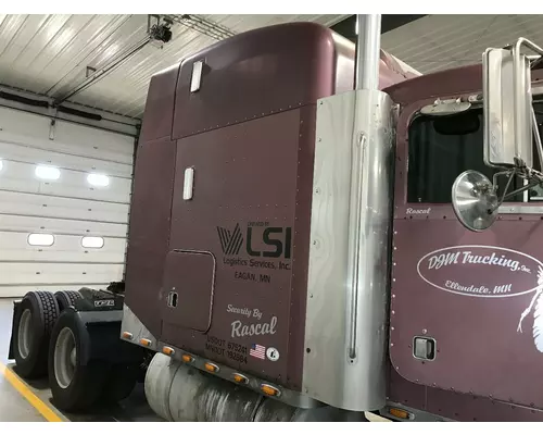 Sleeper Peterbilt 379 Vander Haags Inc Sf