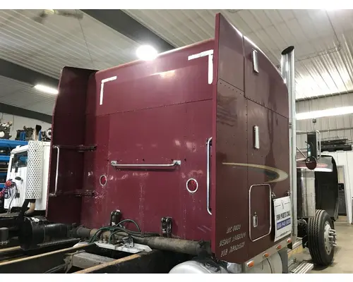 Peterbilt 379 Sleeper