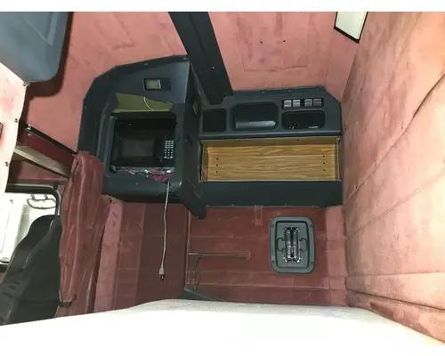 Peterbilt 379 Sleeper