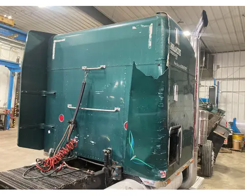 Peterbilt 379 Sleeper