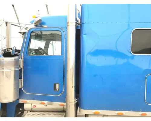 Peterbilt 379 Sleeper