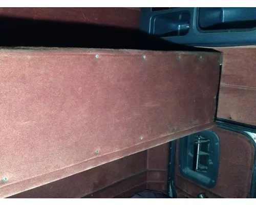 Peterbilt 379 Sleeper