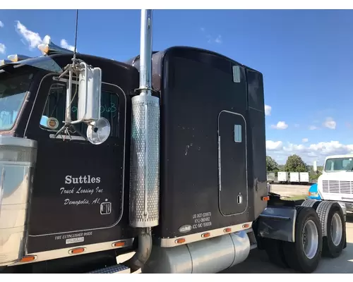 Peterbilt 379 Sleeper