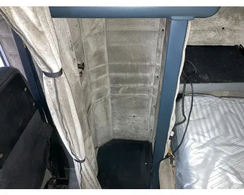 Peterbilt 379 Sleeper