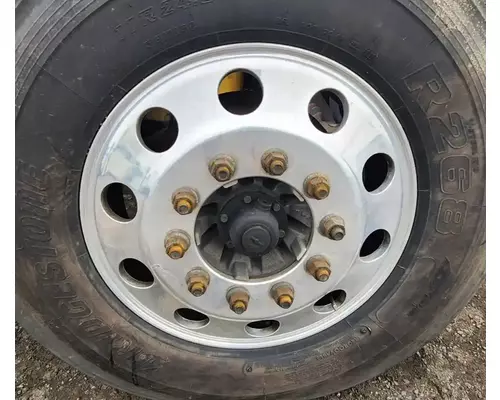 Peterbilt 379 Spindle  Knuckle, Front