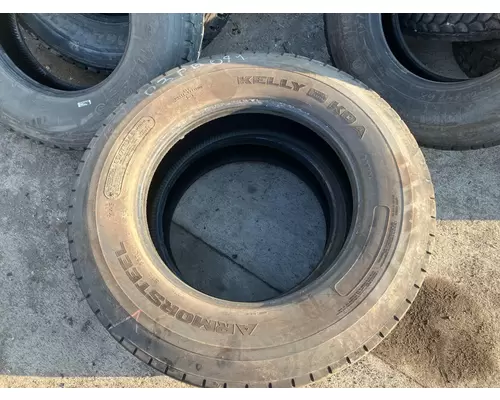 Peterbilt 379 Tires