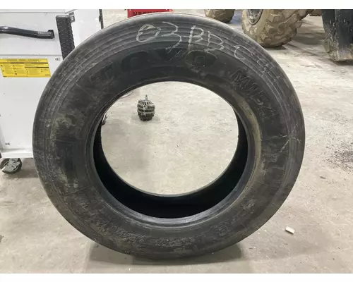 Peterbilt 379 Tires