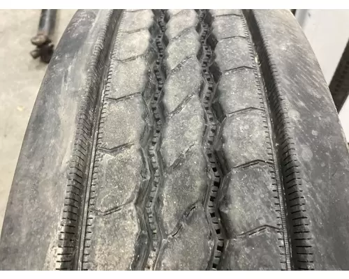 Peterbilt 379 Tires