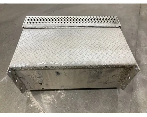 Peterbilt 379 Tool Box