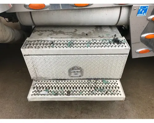 Peterbilt 379 Tool Box
