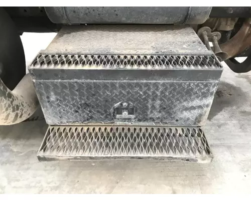 Peterbilt 379 Tool Box