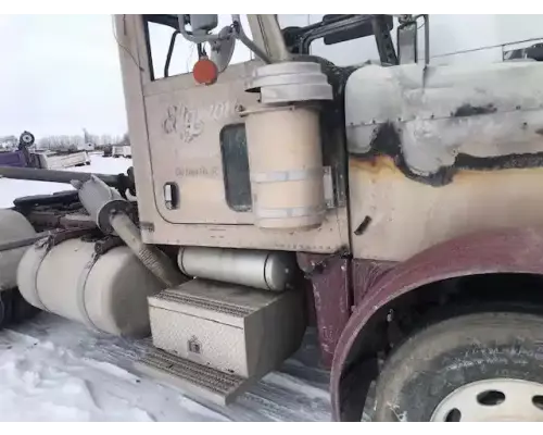 Peterbilt 379 Tool Box