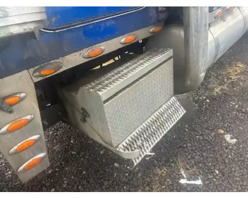 Peterbilt 379 Tool Box
