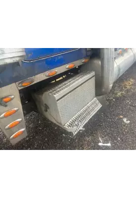 Peterbilt 379 Tool Box