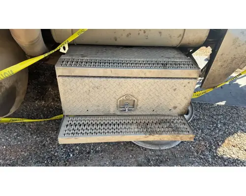 Peterbilt 379 Tool Box