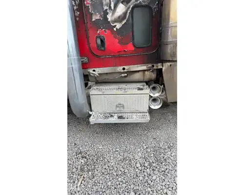 Peterbilt 379 Tool Box