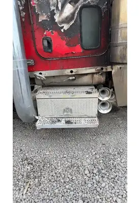 Peterbilt 379 Tool Box