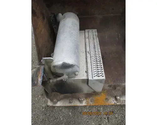 Peterbilt 379 Tool Box