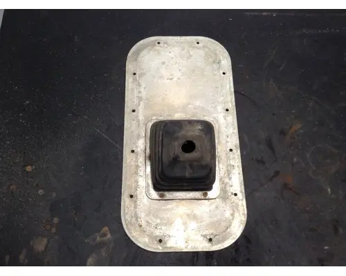 Peterbilt 379 Transmission Misc. Parts