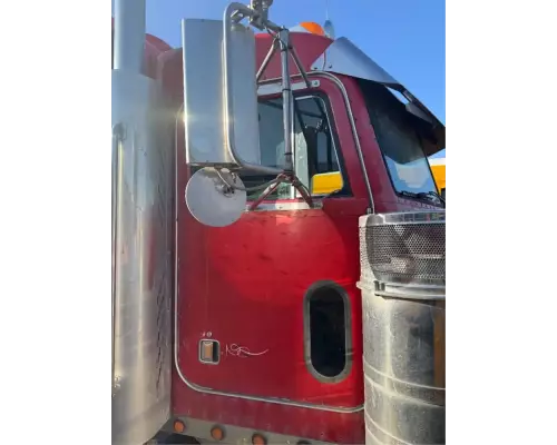 Peterbilt 379 Windshield Glass