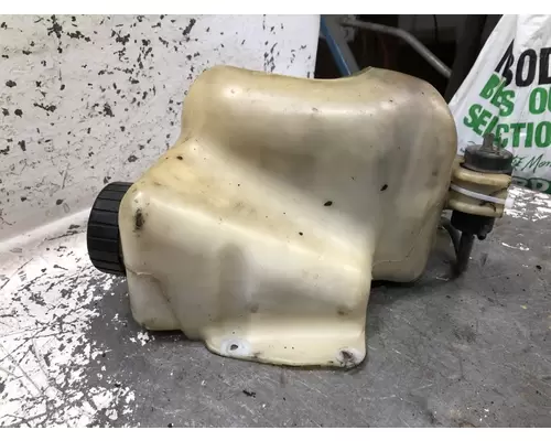 Peterbilt 379 Windshield Washer Reservoir