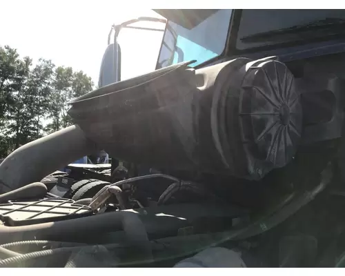 Air Cleaner Peterbilt 384 Vander Haags Inc WM