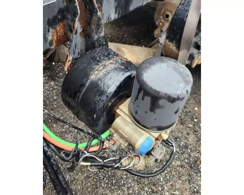 Peterbilt 384 Air Drier