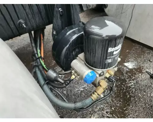Air Dryer Peterbilt 384 Complete Recycling Group LLC