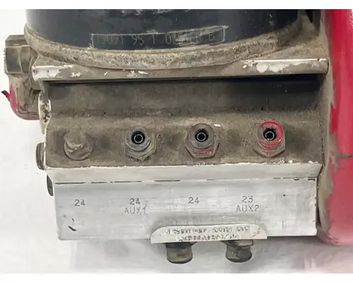 Peterbilt 384 Air Drier
