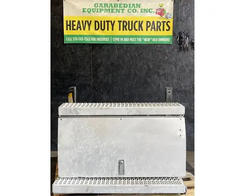 Battery Box PETERBILT 384 Geco - Fresno