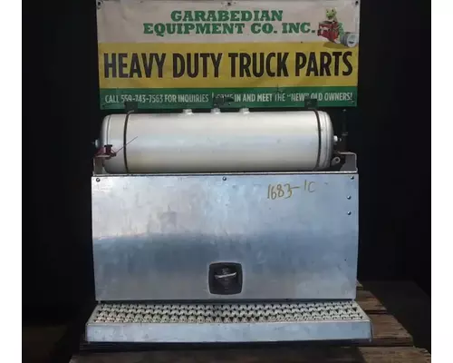 Battery Box PETERBILT 384 Garabedian Equipment Company, Inc - Fresno