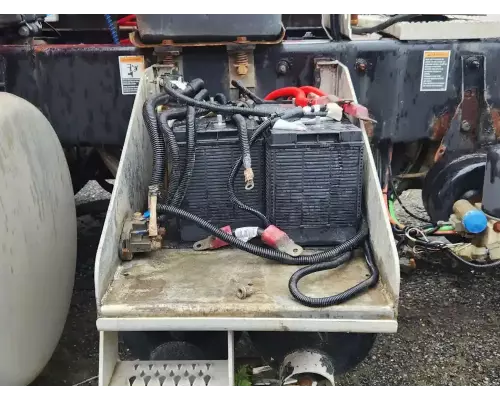 Peterbilt 384 Battery Box