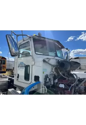 Peterbilt 384 Cab