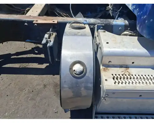 Peterbilt 384 DEF Tank